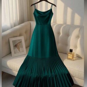 Elegant Teal Pleated Dress